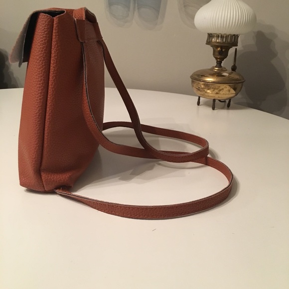 ✨ FREE with purchase of $50+ ✨ - Picture 3 of 8